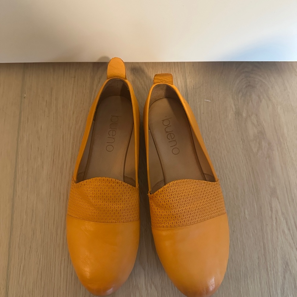 Bueno Orange Flats & Loafers
